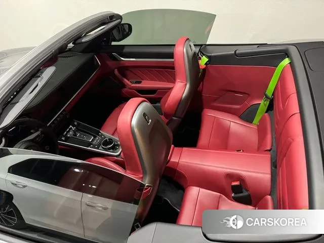 Porsche 911(992) id 3393959 из Кореи 20