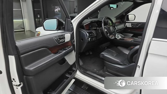 Lincoln Navigator 4th generation id 4464409 из Кореи 33