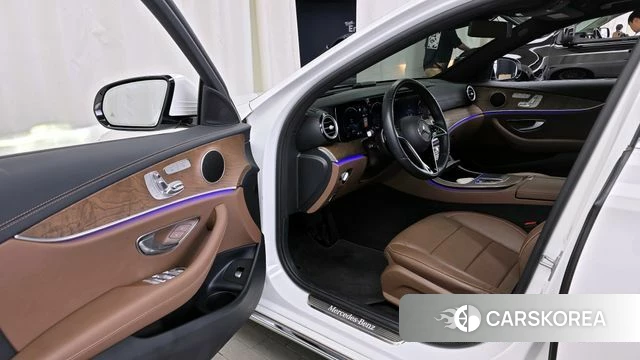 Mercedes-Benz E-Class W213 id 4355817 из Кореи 34