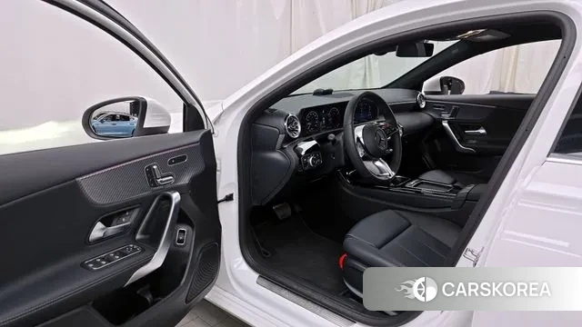 Mercedes-Benz A-Class W177 id 3549652 из Кореи 20