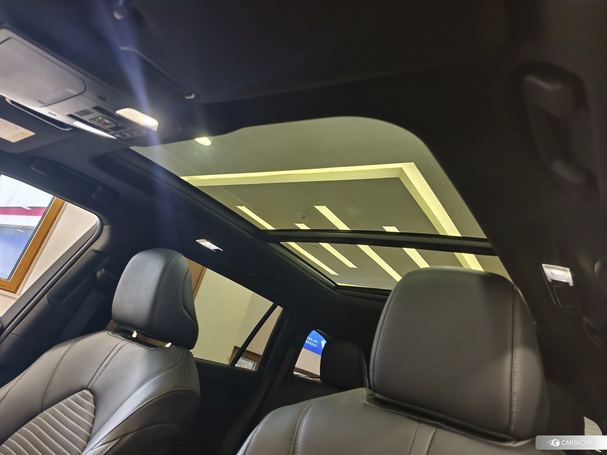 Toyota Crown id 4504753 из Китая 26