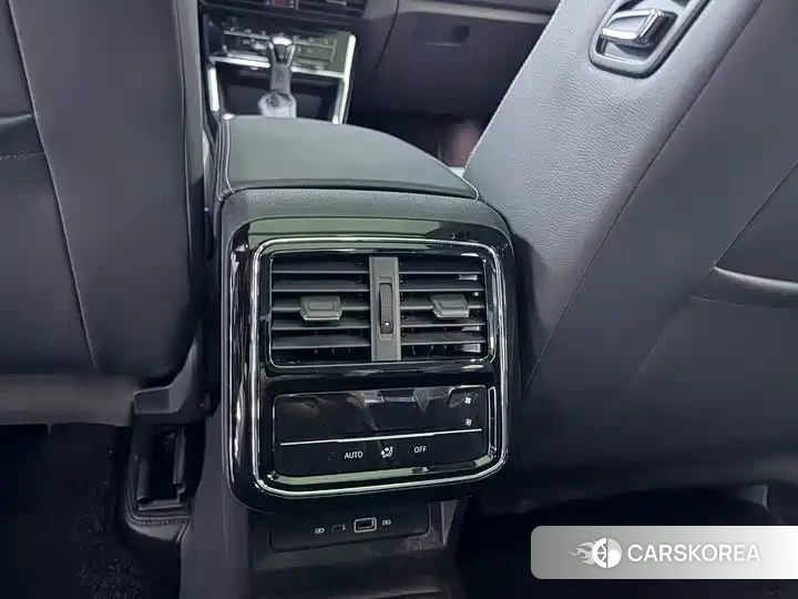 Volkswagen Passat id 4685982 из Китая 22