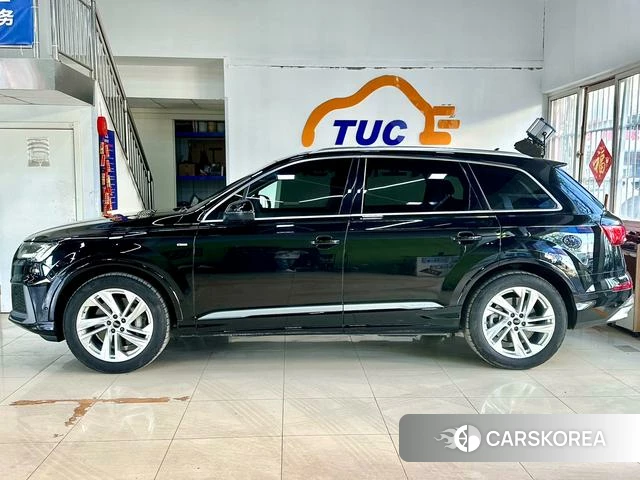 Audi Q7 id 4275729 из Китая 25