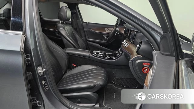 Mercedes-Benz E-Class W213 id 3925050 из Кореи 20