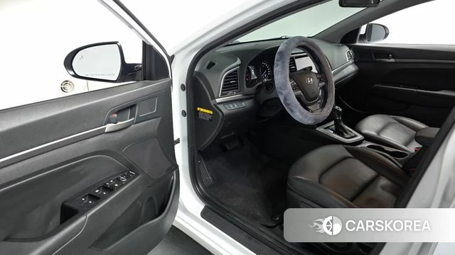 Hyundai Avante AD id 3937237 из Кореи 20