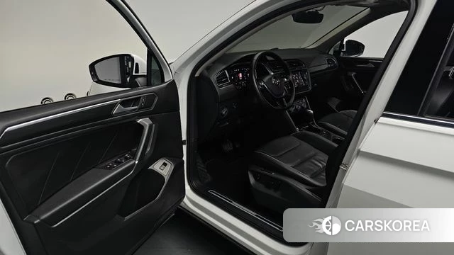 Volkswagen Tiguan Allspace id 4594531 из Кореи 38