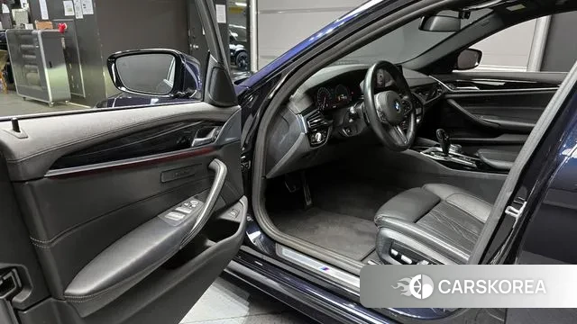 BMW 5 Series (G30) id 3601939 из Кореи 20