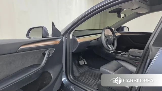 Tesla Model Y id 3389228 из Кореи 20