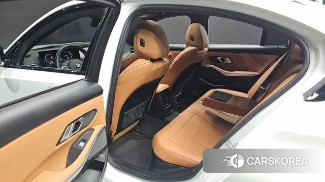 BMW 3 Series (G20) id 4488447 из Кореи 19