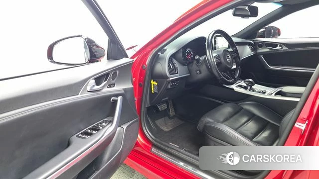 Kia Stinger id 4647701 из Кореи 34