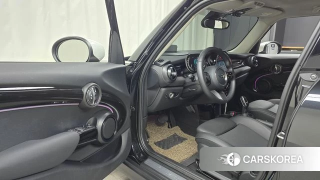 Mini Cooper id 4201682 из Кореи 32