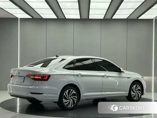 Volkswagen Sagitar id 4264668 из Китая 23