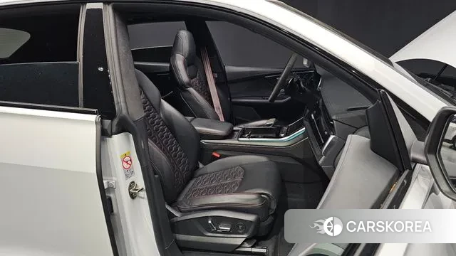 Audi RSQ8 (4M) id 2964005 из Кореи 20