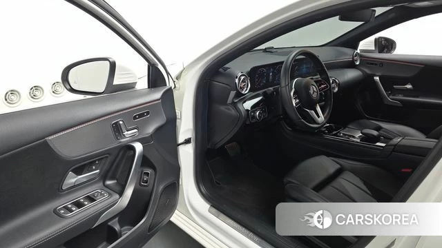 Mercedes-Benz A-Class W177 id 4764514 из Кореи 20