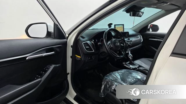 Kia Seltos id 4785475 из Кореи 32