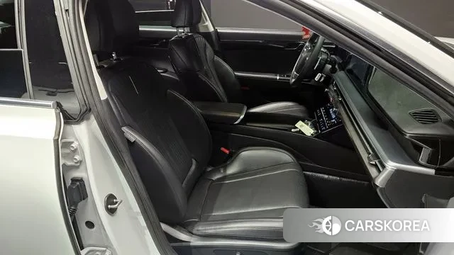 Hyundai Grandeur (GN7) id 2889343 из Кореи 20