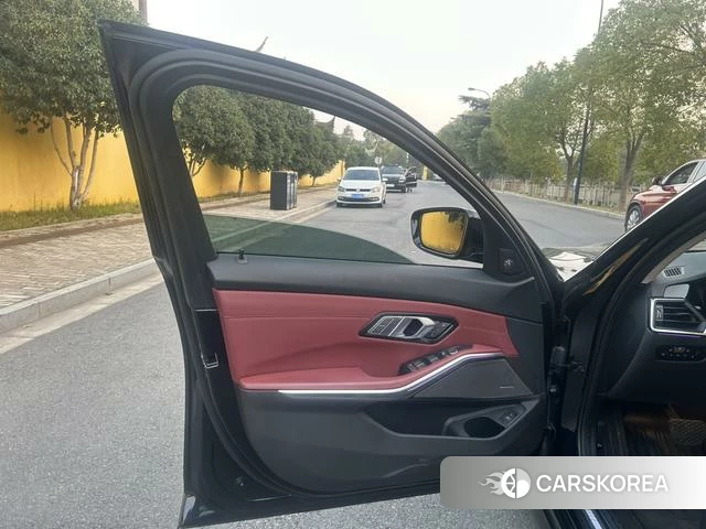 BMW 3 series id 4297795 из Китая 16