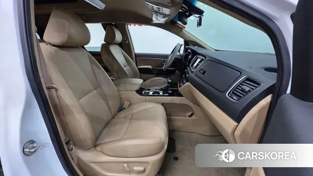 Kia The New Carnival id 3029068 из Кореи 20