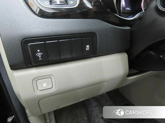 Kia The New Carnival id 4582051 из Кореи 20