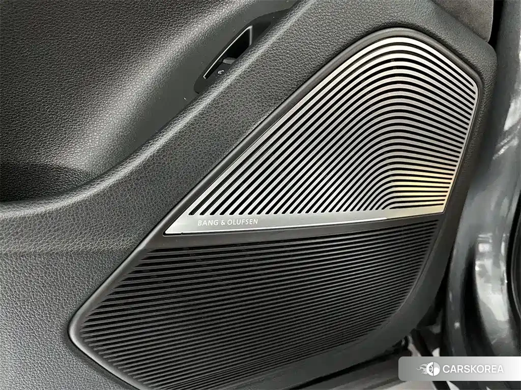 Audi Q7 id 4583631 из Китая 16