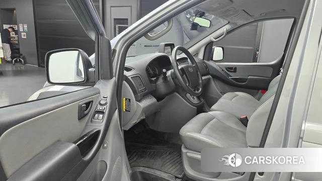 Hyundai The New Grand Starex id 4633352 из Кореи 30