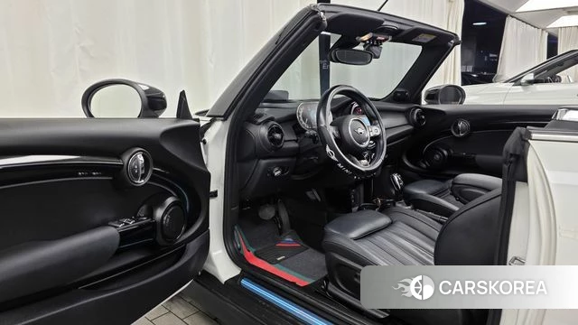 Mini Cooper S Convertible id 4701377 из Кореи 32