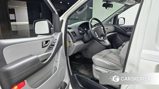 Hyundai The New Grand Starex id 4245214 из Кореи 32
