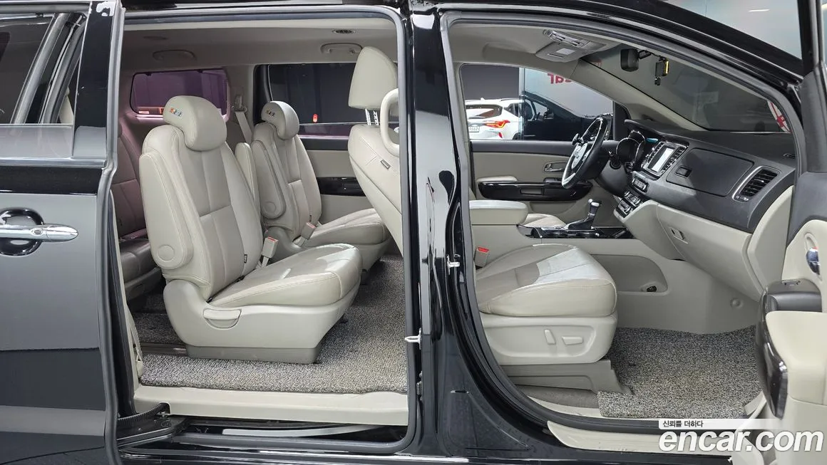 Kia The New Carnival id 2107586 из Кореи 20