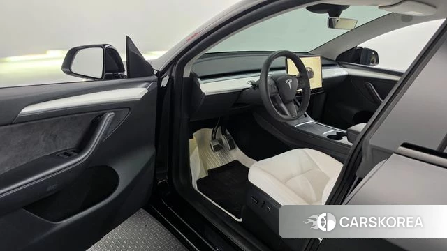 Tesla Model Y id 4686844 из Кореи 36