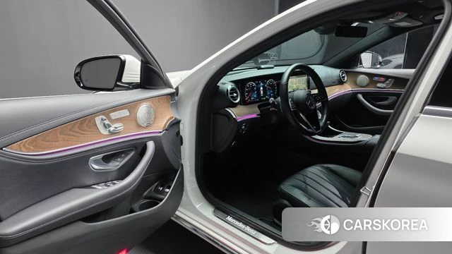 Mercedes-Benz E-Class W213 id 4302989 из Кореи 34