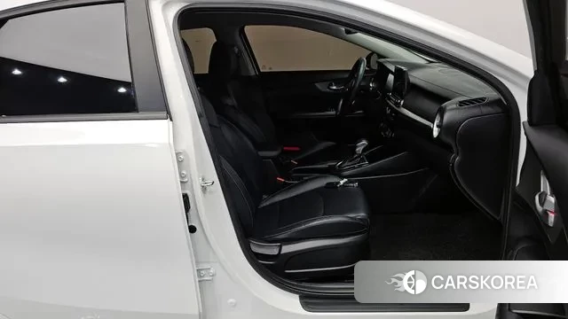 Kia Come New K3 id 3765279 из Кореи 20