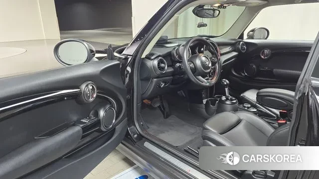 Mini Cooper S id 3193589 из Кореи 20