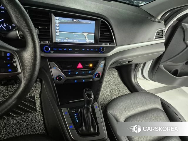 Hyundai Avante AD id 3823946 из Кореи 17