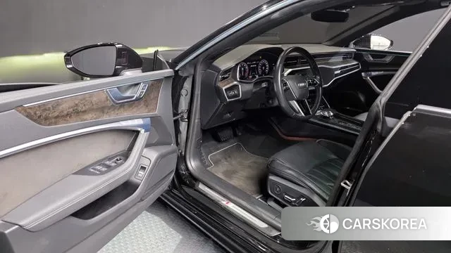 Audi A7 (4K) id 3556994 из Кореи 20