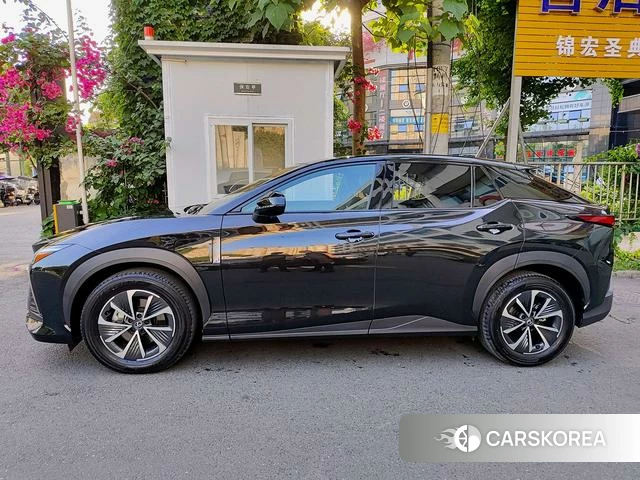 Lexus RZ id 4300146 из Китая 11