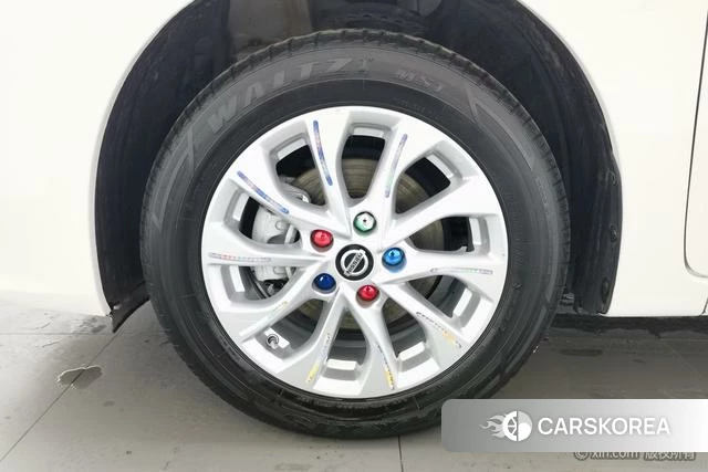 Nissan Xuan Yi id 4211552 из Китая 24