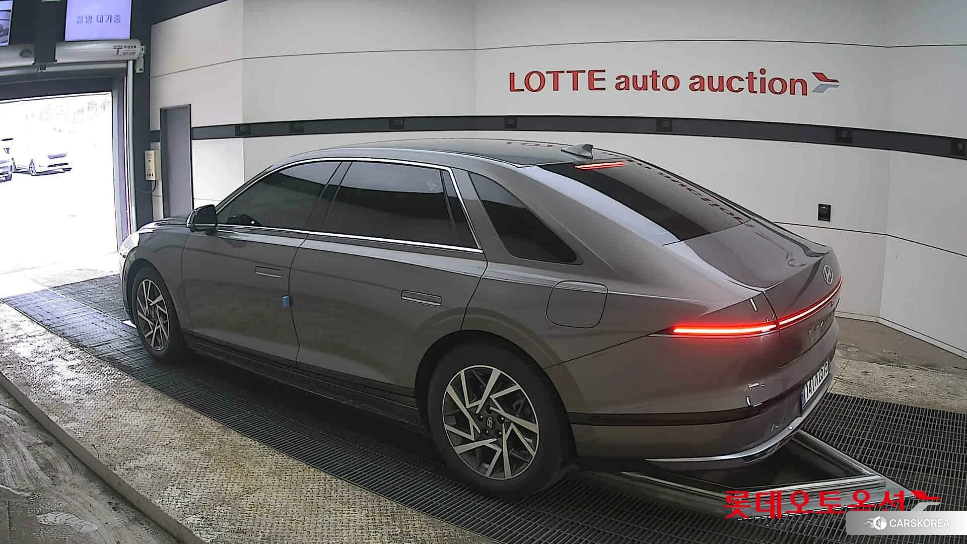 Hyundai Grandeur id 3875855 из Кореи 38