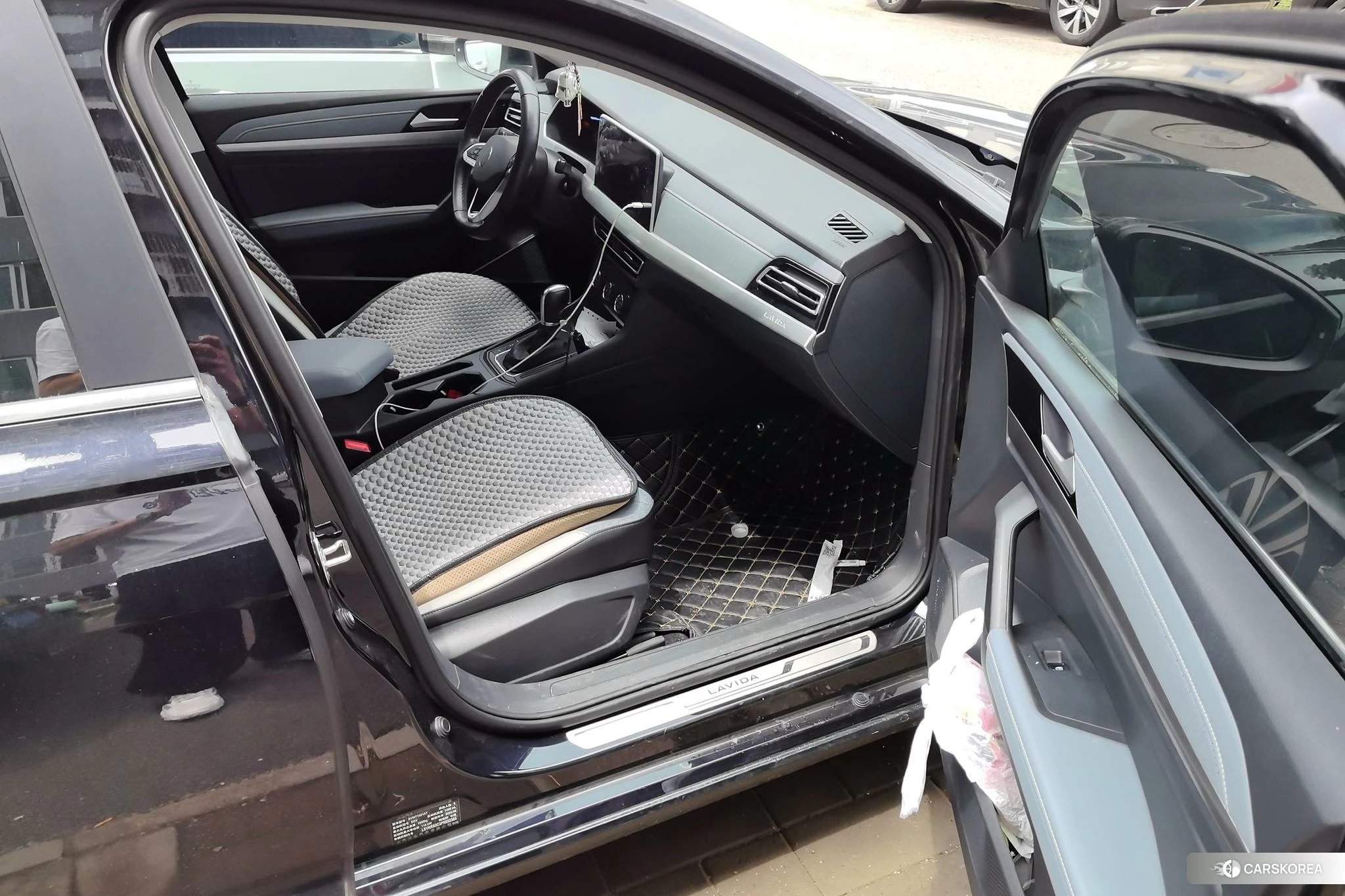 Volkswagen Lavida id 4420255 из Китая 17