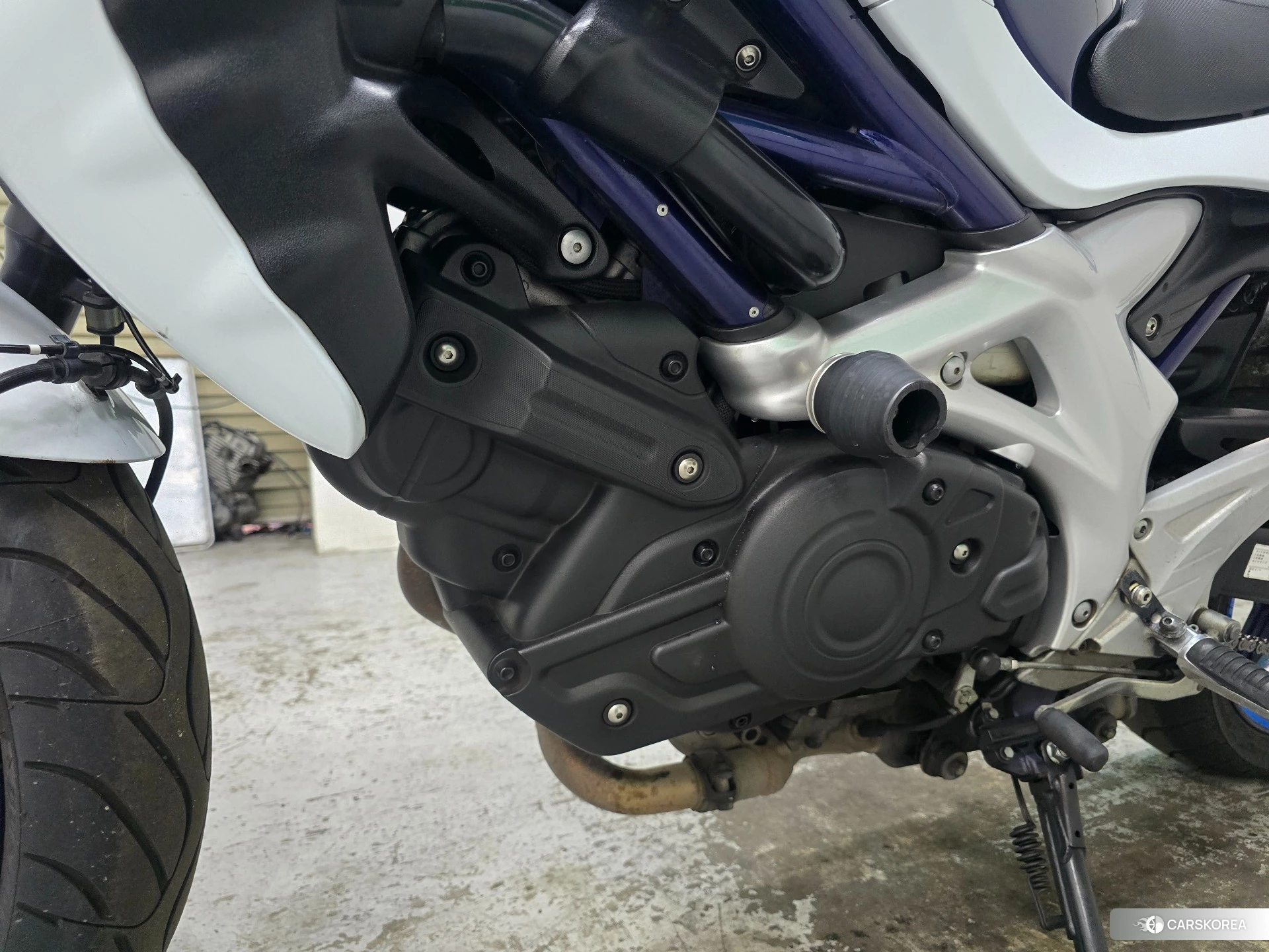 Suzuki GLADIUS 400 ABS id 4192832 из Японии 30