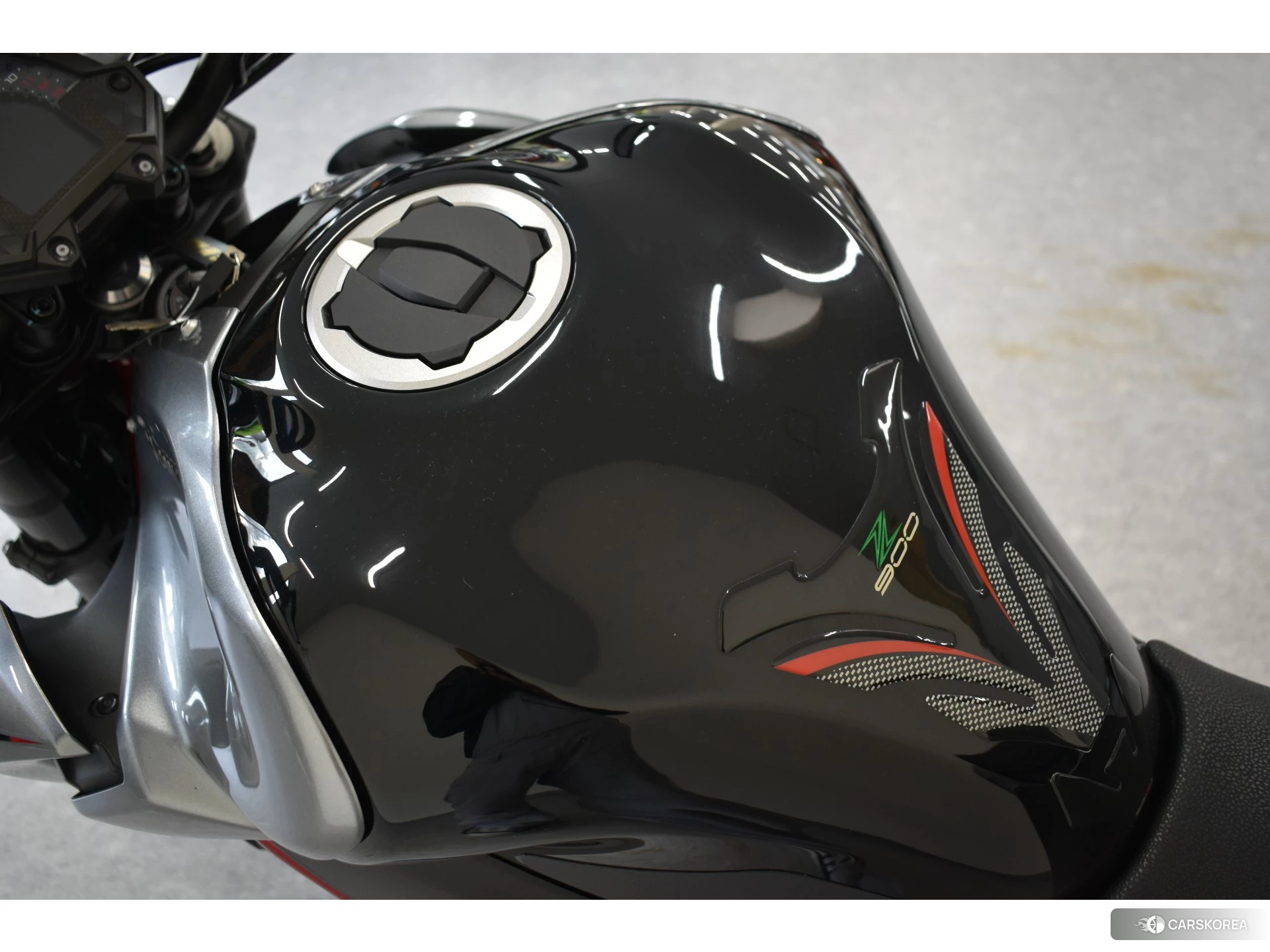 Kawasaki Z900 id 3950363 из Японии 31