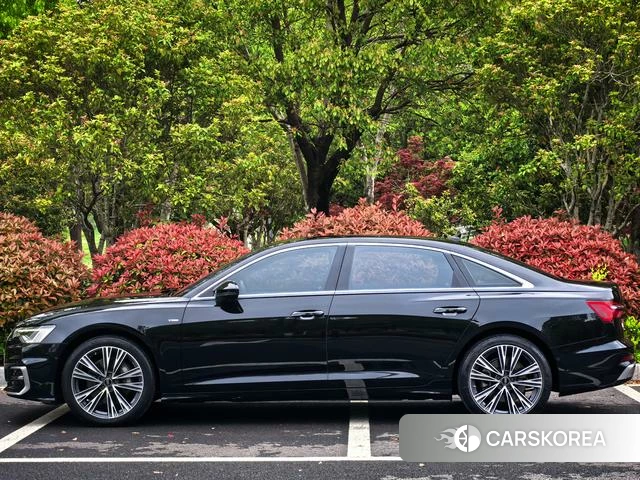 Audi A6L id 4314327 из Китая 20