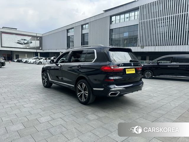 BMW X7 id 4215122 из Китая 25