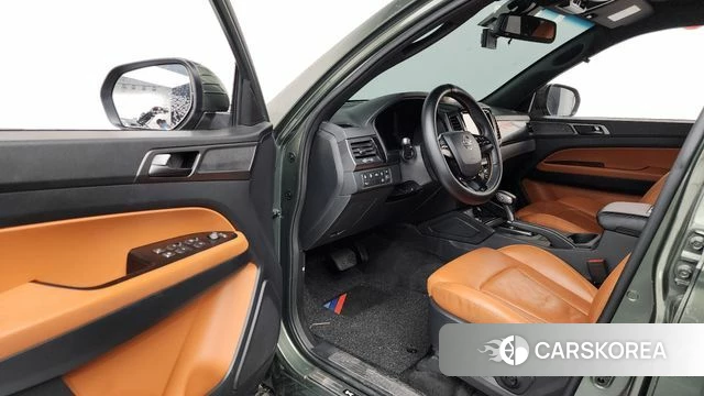 Ssangyong The New Rexton Sports Cannes id 4383043 из Кореи 32