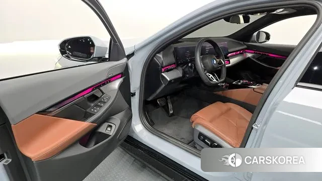 BMW 5 Series (G60) id 3715845 из Кореи 20