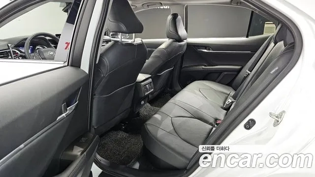 Toyota Camry (XV70) id 2953817 из Кореи 20