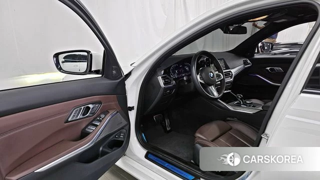 BMW 3 Series (G20) id 4409974 из Кореи 32