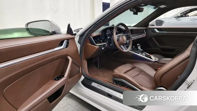 Porsche 911(992) id 3374010 из Кореи 20