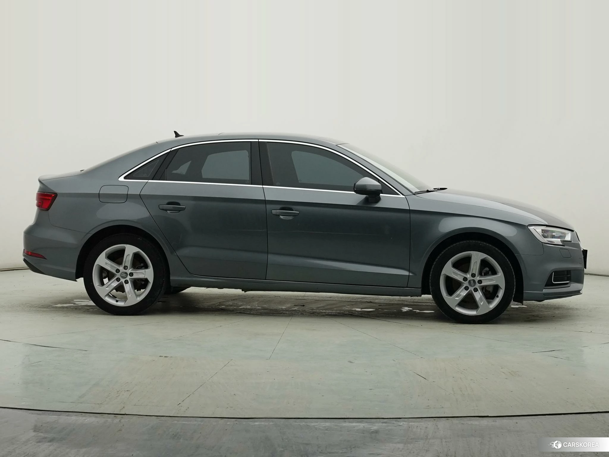 Audi A3 id 4504902 из Китая 25