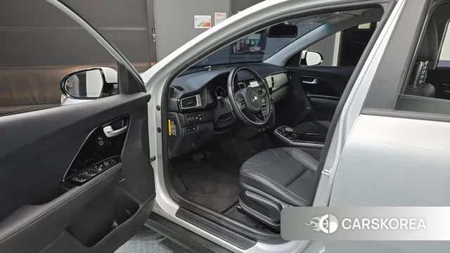 Kia Niro EV id 3084361 из Кореи 20