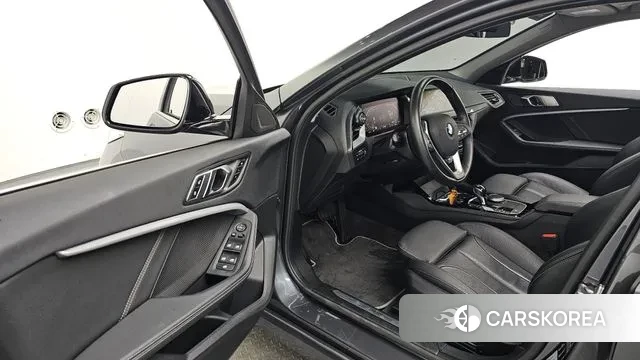 BMW 1 Series (F40) id 3508855 из Кореи 20